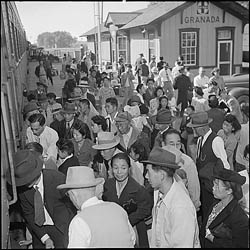 Last residents to leave Amache board the train at Granada.